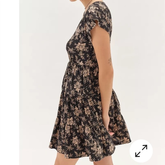 Urban Outfitters Julia Tiered Frock Mini Dress XS Super Soft Floral - Picture 12 of 12